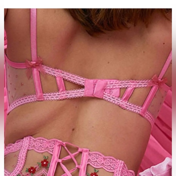 NWT For Love & Lemons Whimsical Garden Doily heart Bra - Pink - size 34C - Picture 8 of 10